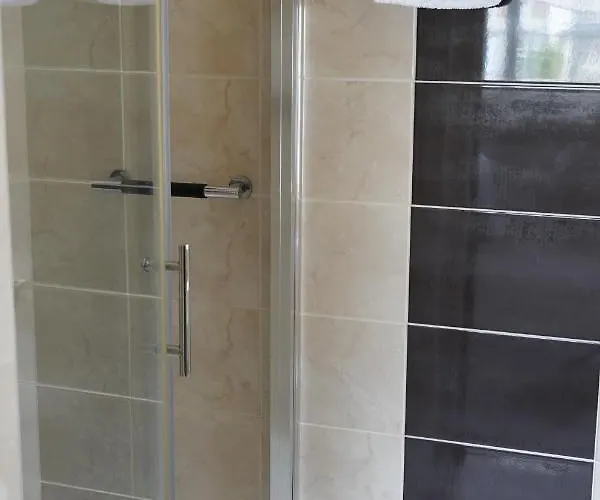 Slieve Bloom Manor Hostel Killarney