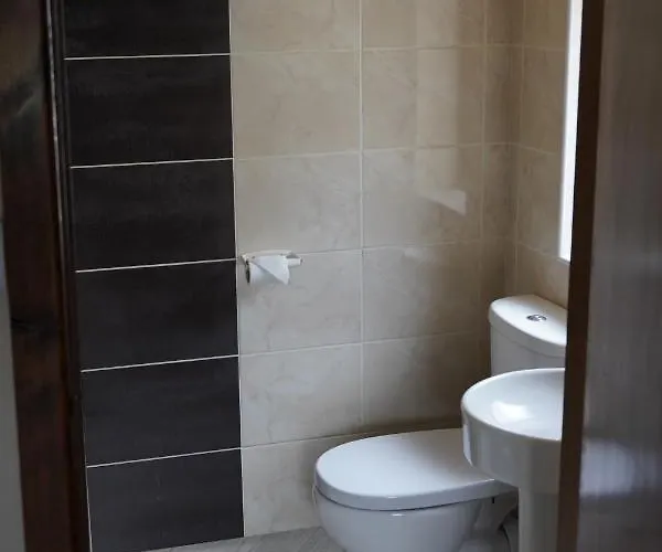 Bed & Breakfast Slieve Bloom Manor Hostel 3*